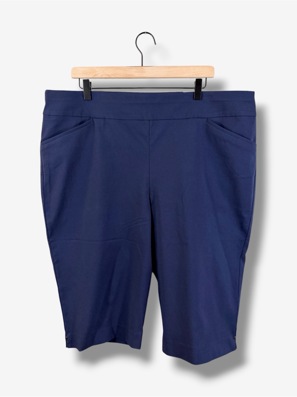Chico’s NWT Perfect Stretch Josie Slim Pedal Pushers Size 4 US 20 Navy